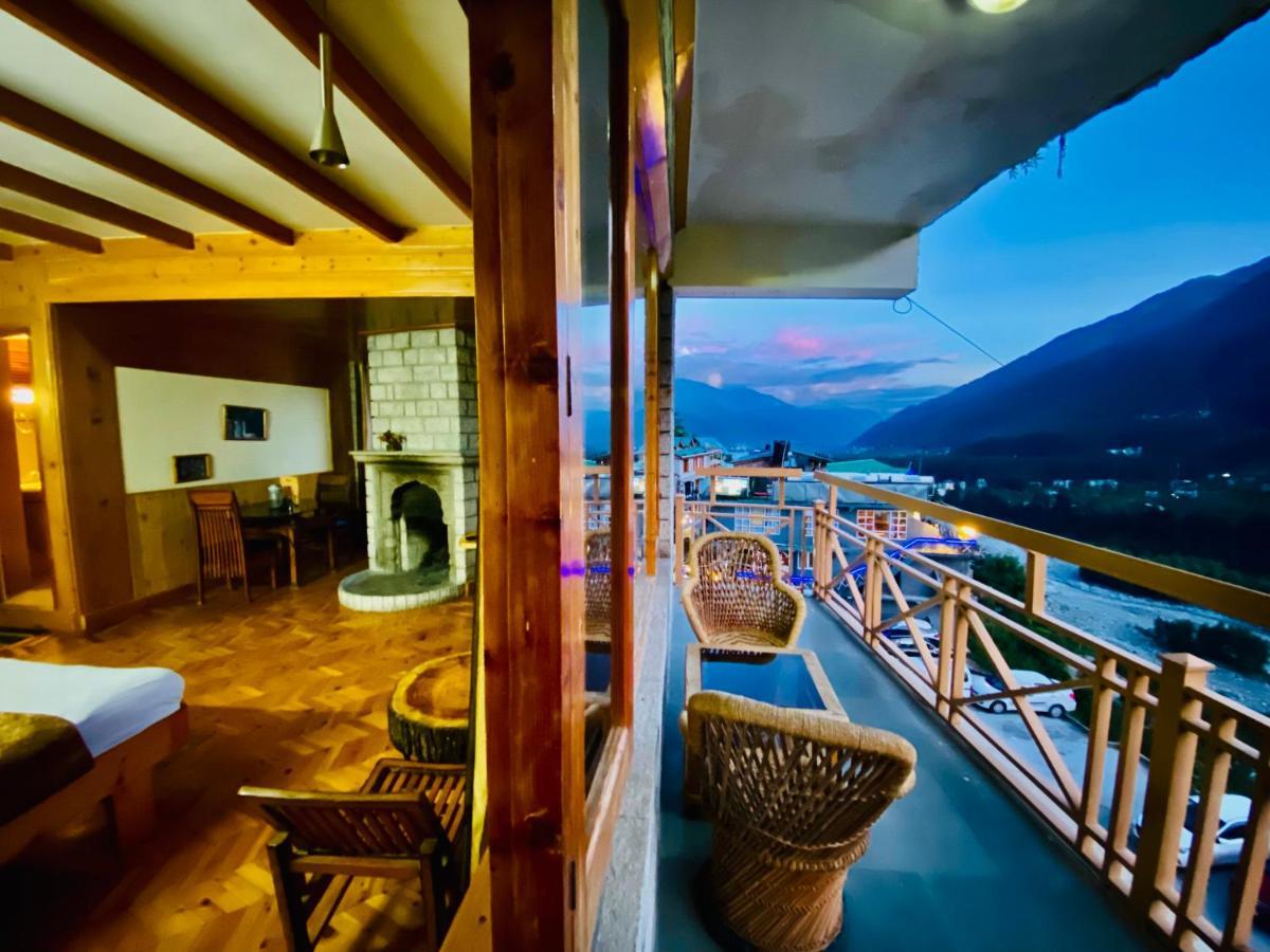 Hotel Valley Of Gods Manāli Exteriér fotografie
